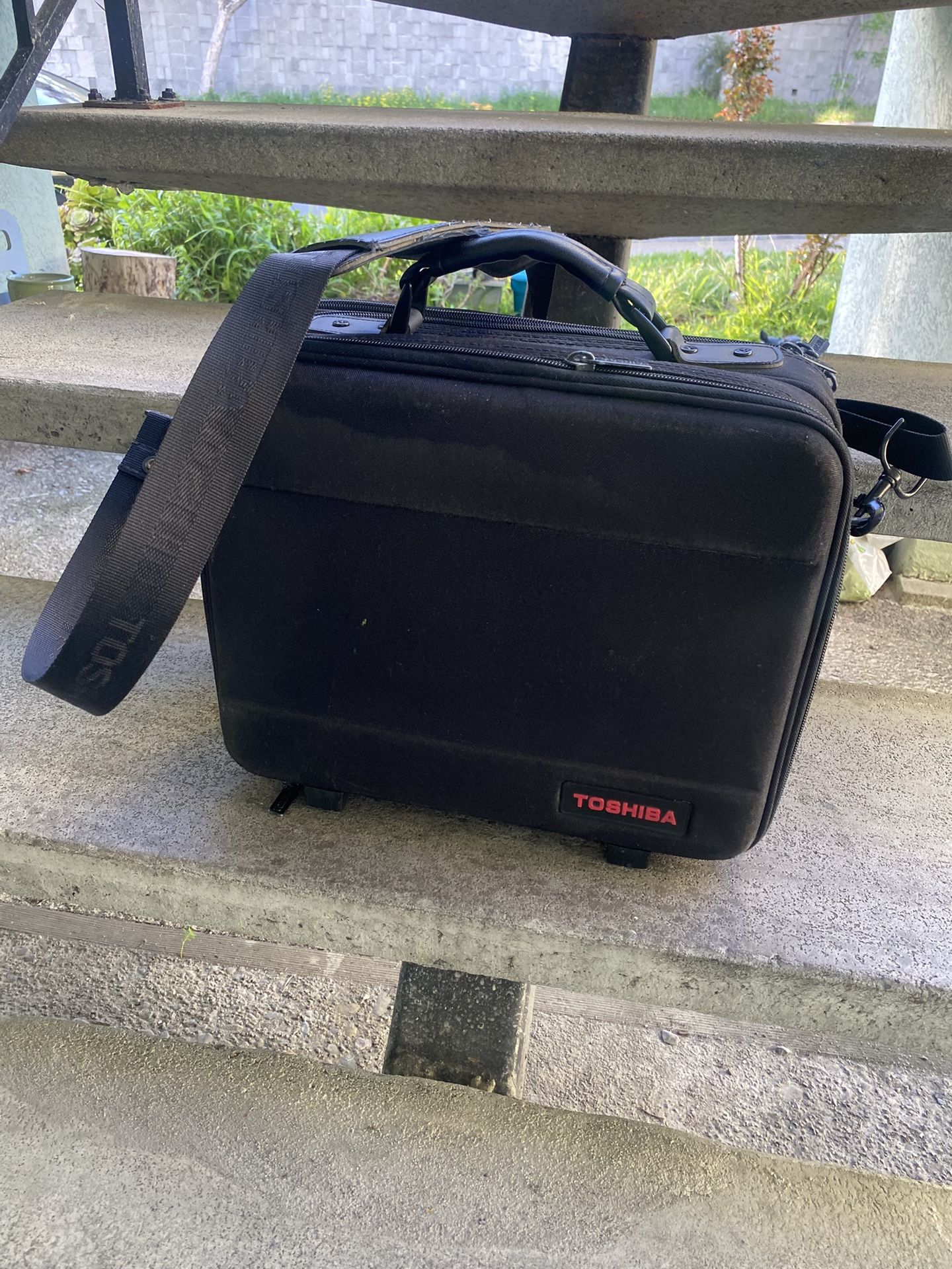 Toshiba Laptop Cases
