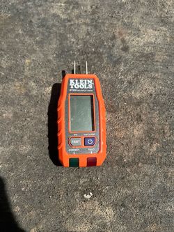 Klein Tools receptacle tester