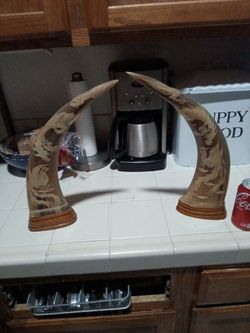 Vintage Chinese buffet water buffalo carved horns