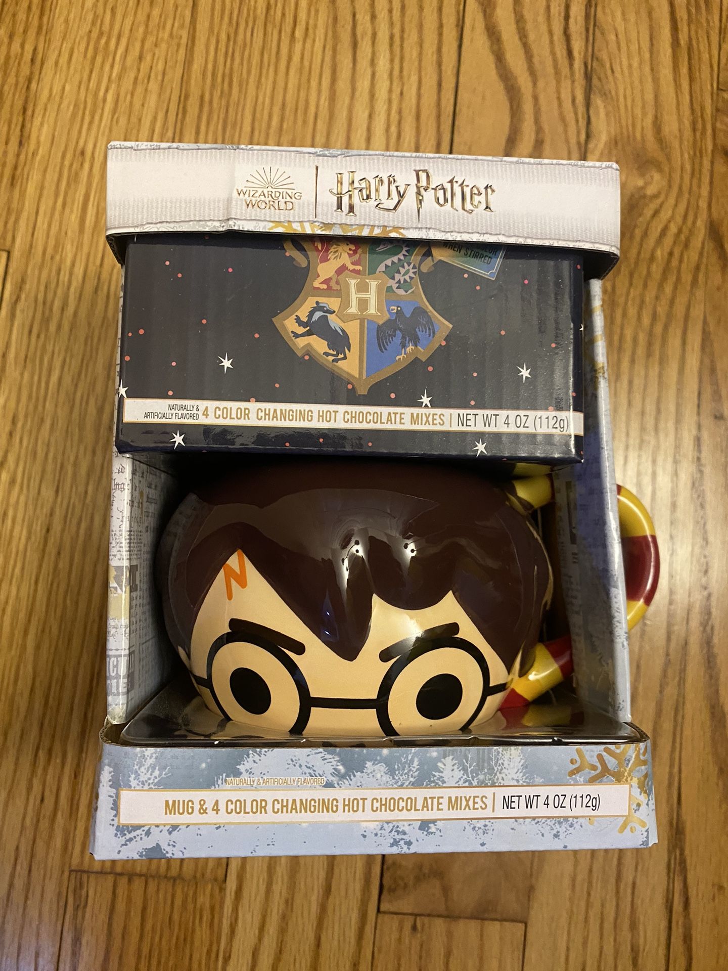 HARRY POTTER CERAMIC NOVELTY MUG 4 Color Changing Hot Chocolate Mixes. New!!