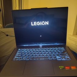 Lenovo Legion Slim 5 RTX 4060 OLED