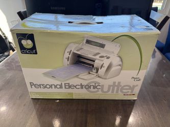 Cricut - NEW Never used