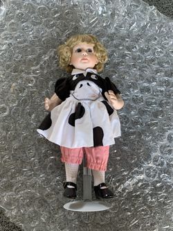 GREAT CHRISTMAS 🎄 GIFT -25 DIFFERENT PORCELAIN DOLLES (some 20 years old)