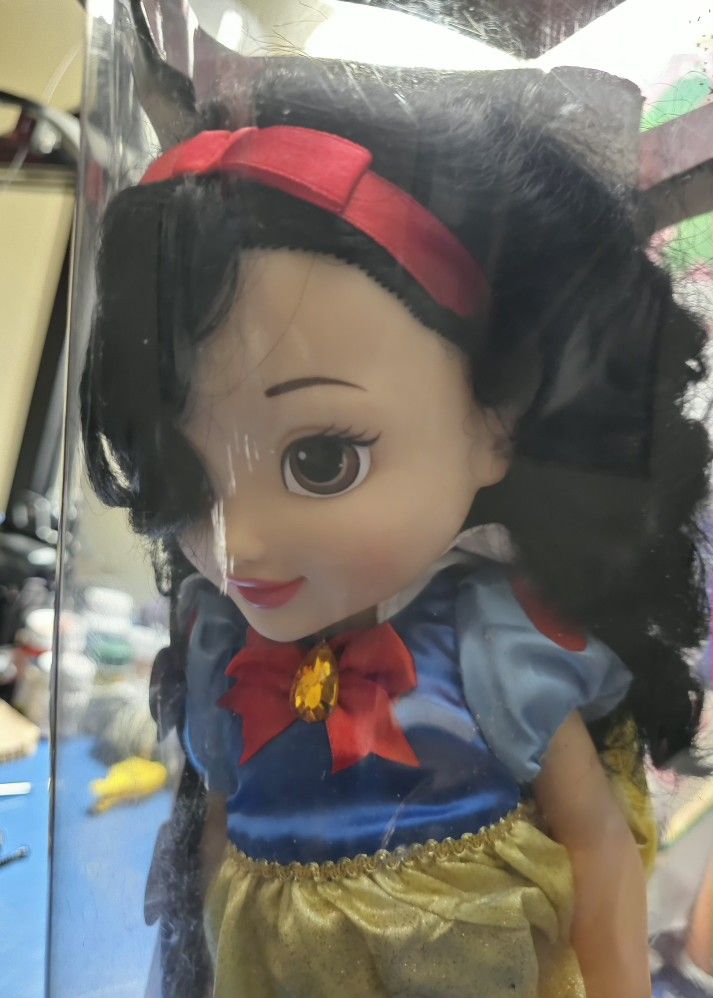Disney Princess 16" Snow White Toddler Doll