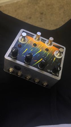 Saturnworks 4 Channel 4:1 Active Mixer Pedal for Guitar + Bass + Keyboard + More with on/off Switches