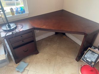 Computer office corner desk