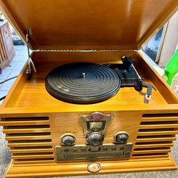 RCA - Chaplin 3-Speed Turntable with CD Player, AM/FM Radio