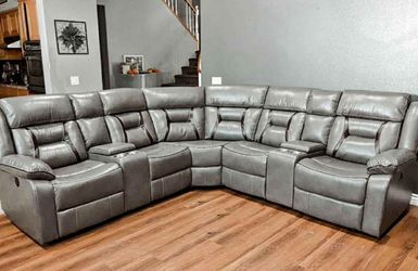New recliner sectional couch / free delivery