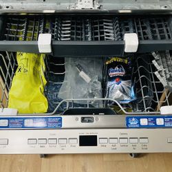 NEW - BOSCH - 3RD RACK - AUTOAIR - STAINLESS DISHWASHER