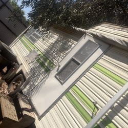 Tráiler Home For Sale 