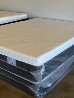 Queen memory foam mattress
