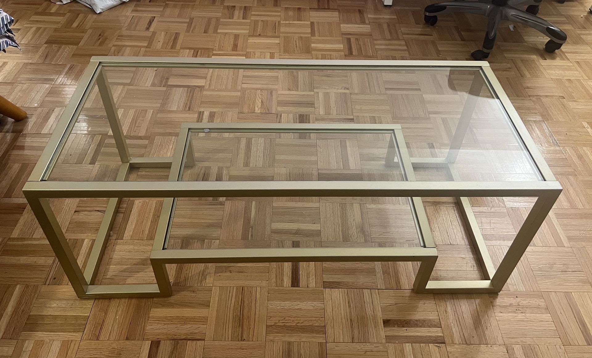 Coffee table - Glass Top