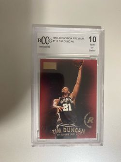 Tim Duncan Rookie 1997-98 SkyBox Premium #112 (BCCG 10)