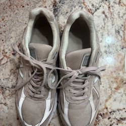 Pink New Balance 990