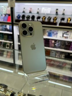 iPhone 15 Pro 256GB Unlocked