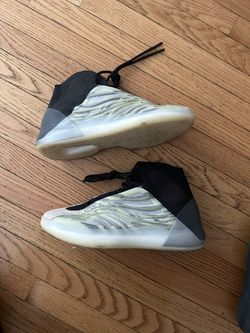 Yeezy Basketball Shoe 