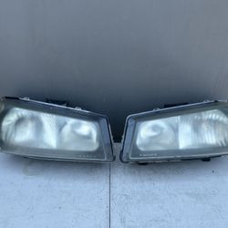 2003-2007 Chevy Silverado Left & Right Headlights