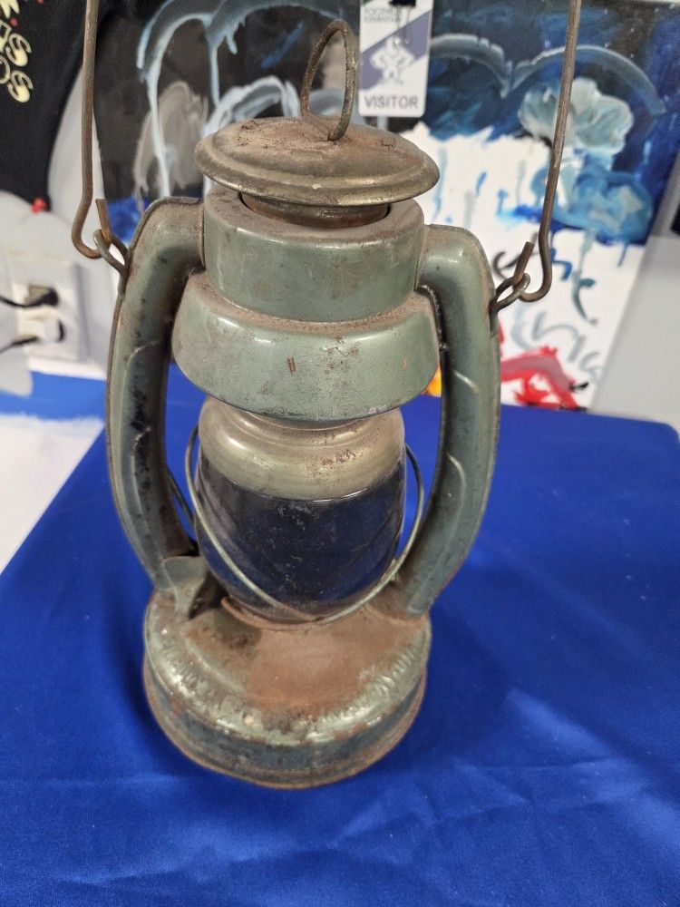 Antique Kerosene Lamp