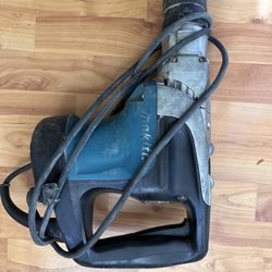 Makita HR4002 Rotary Hammer
