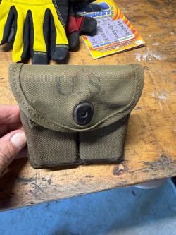Vintage .30 cal pouch w/two clips