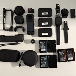 Insta360 X5 Motorcycle Vlog Bundle