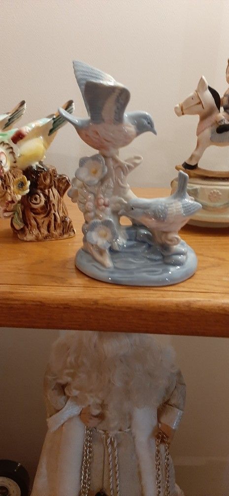 Porcelain 2 birds on a branch decor figurine.....