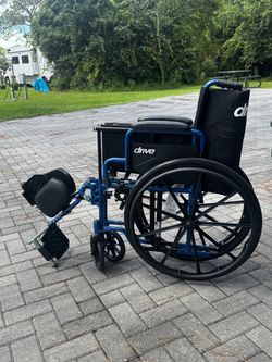 20" Drive Wheel Chair. Like new