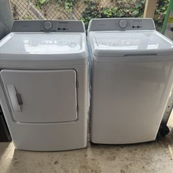 Top Load Washer And Front Load Dryer 