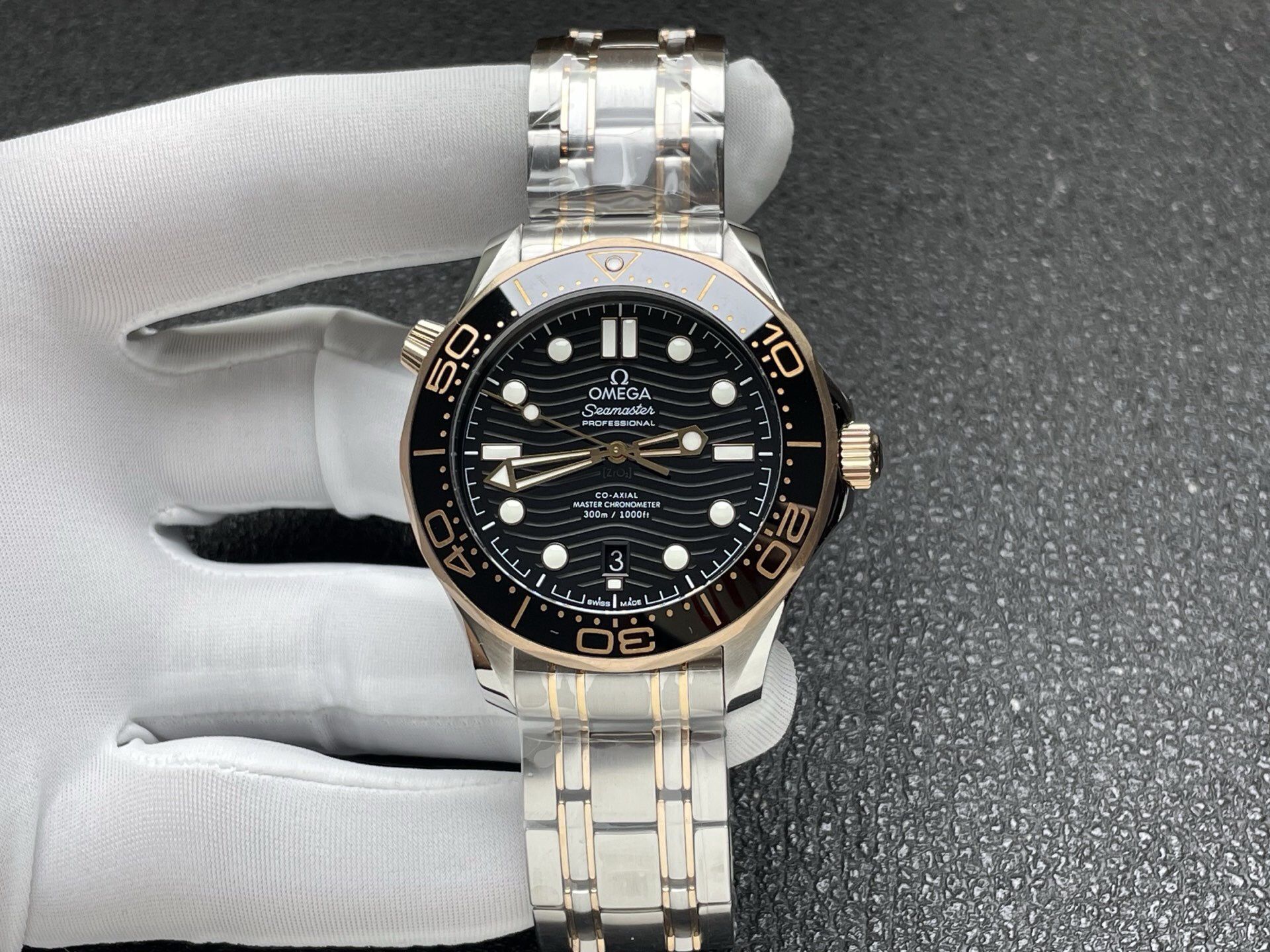 Fashionable Watch