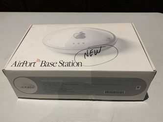 VINTAGE APPLE AIRPORT BASE STATION (M8209LL/A)