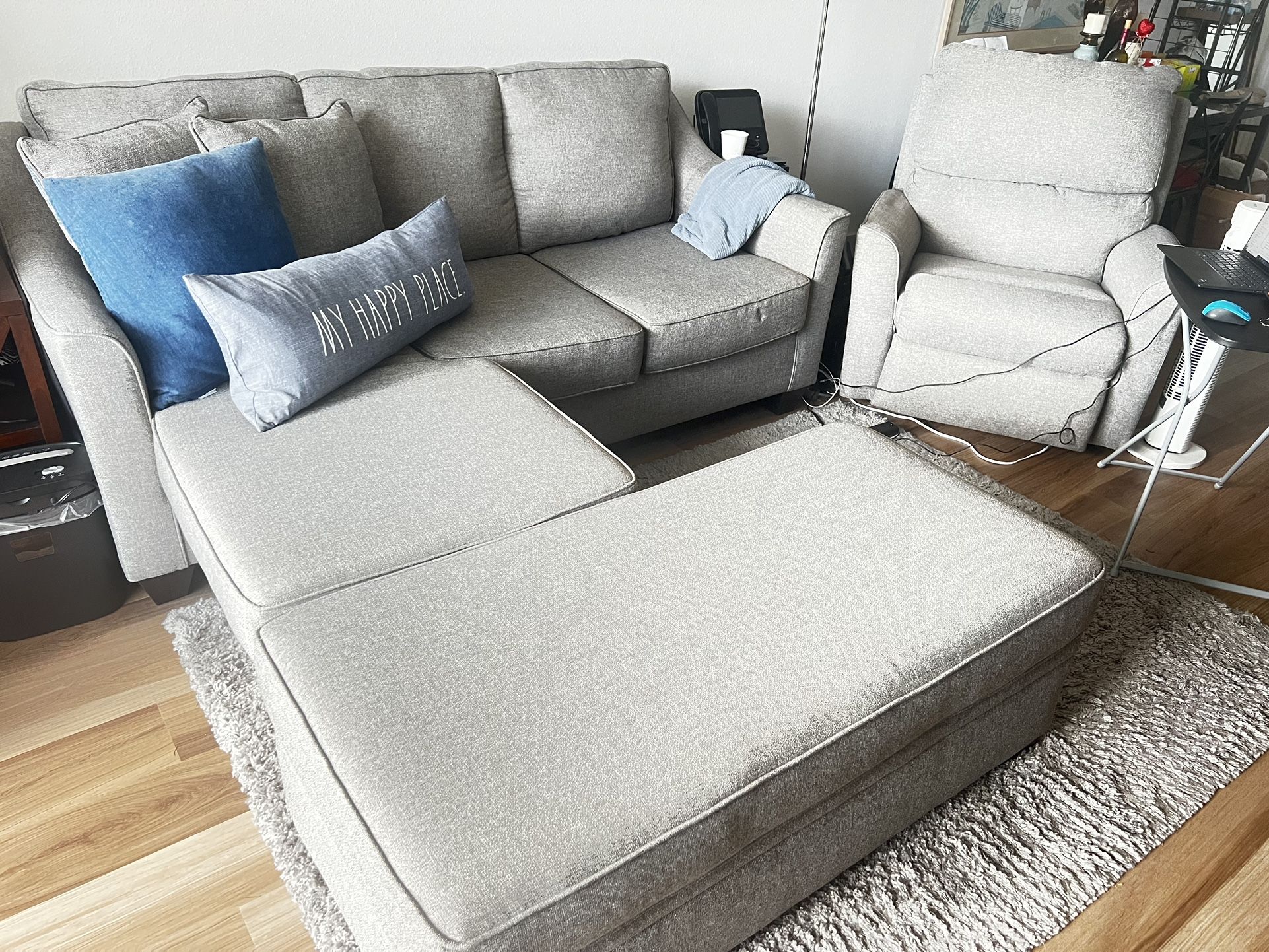 Sectional And Reclining Chair (optional)