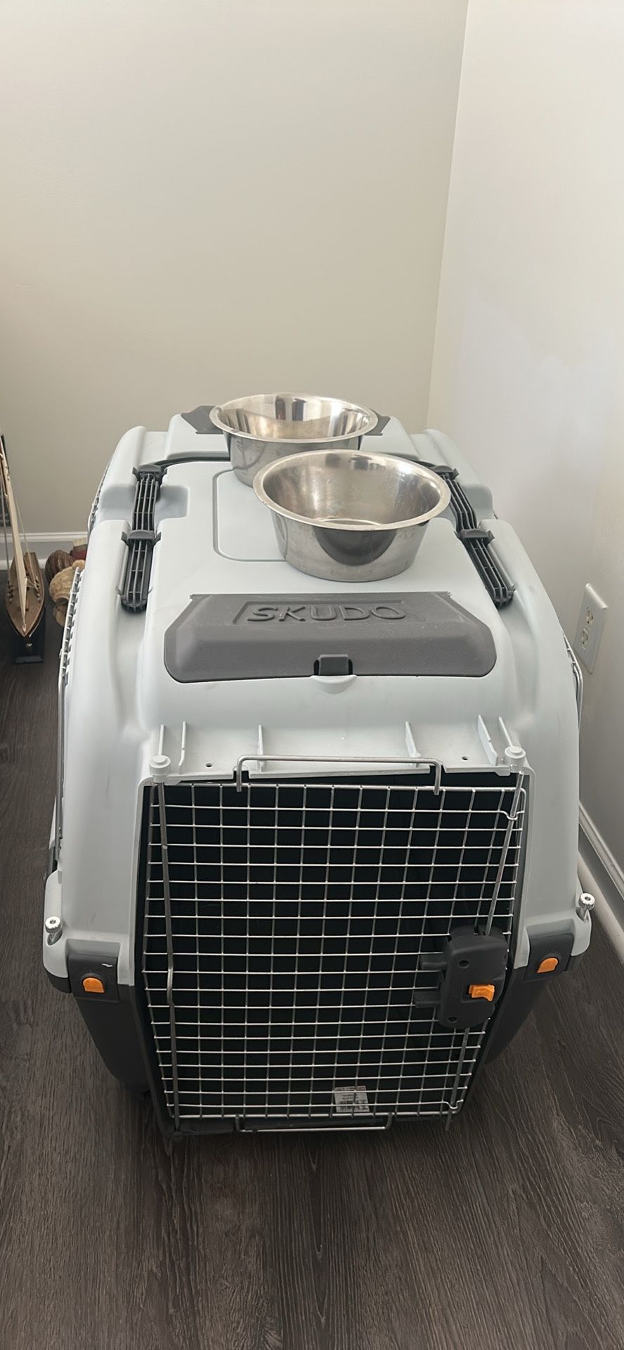 Skudo Pet Travel Carrier