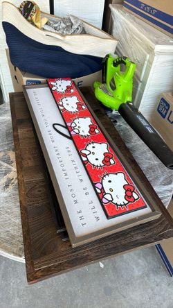 Hello Kitty Wood Sign