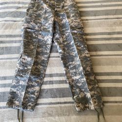 Military Pants Woman XS Adjustable Green Digital Camo Insect Repellent