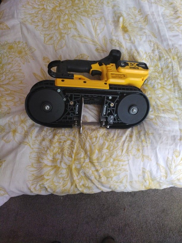 DeWalt Bandsaw
