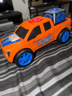 AWESOME FORD RAPTOR PICKUP TRUCK NO LIGHTS/ SOUNDS WHEELS ROLL/SPIN WELL PLASTIC