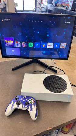Microsoft Xbox Series S w controller (missing back) tv not included NO TRADES PICK UP TACOMA FIRM PRICE