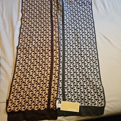 Bufandas MK De Mujer
