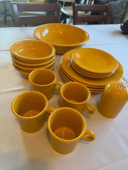 Marigold Fiesta ware lot