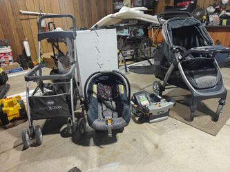 Chicco bravo trio stroller, car seat , caddy, 3 bases