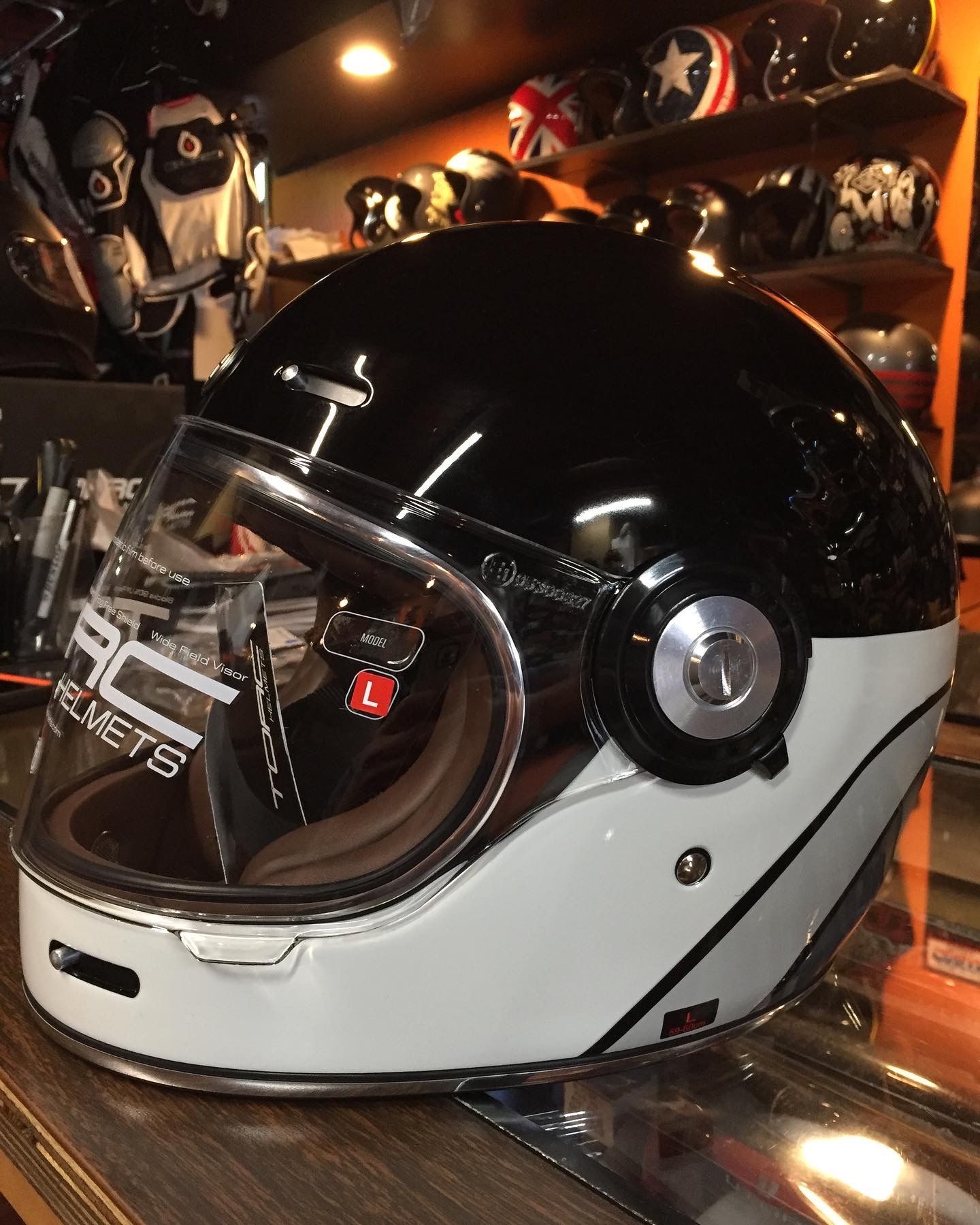 Motorcycle Helmet Jackets Gloves Jersey Goggles Vest Chest Protector