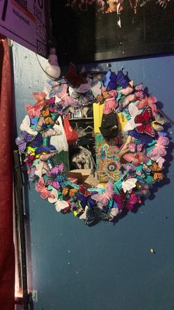 Butterfly mirror