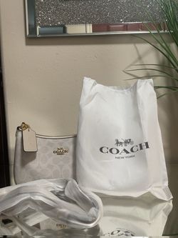 Coach White Shoulder Bag