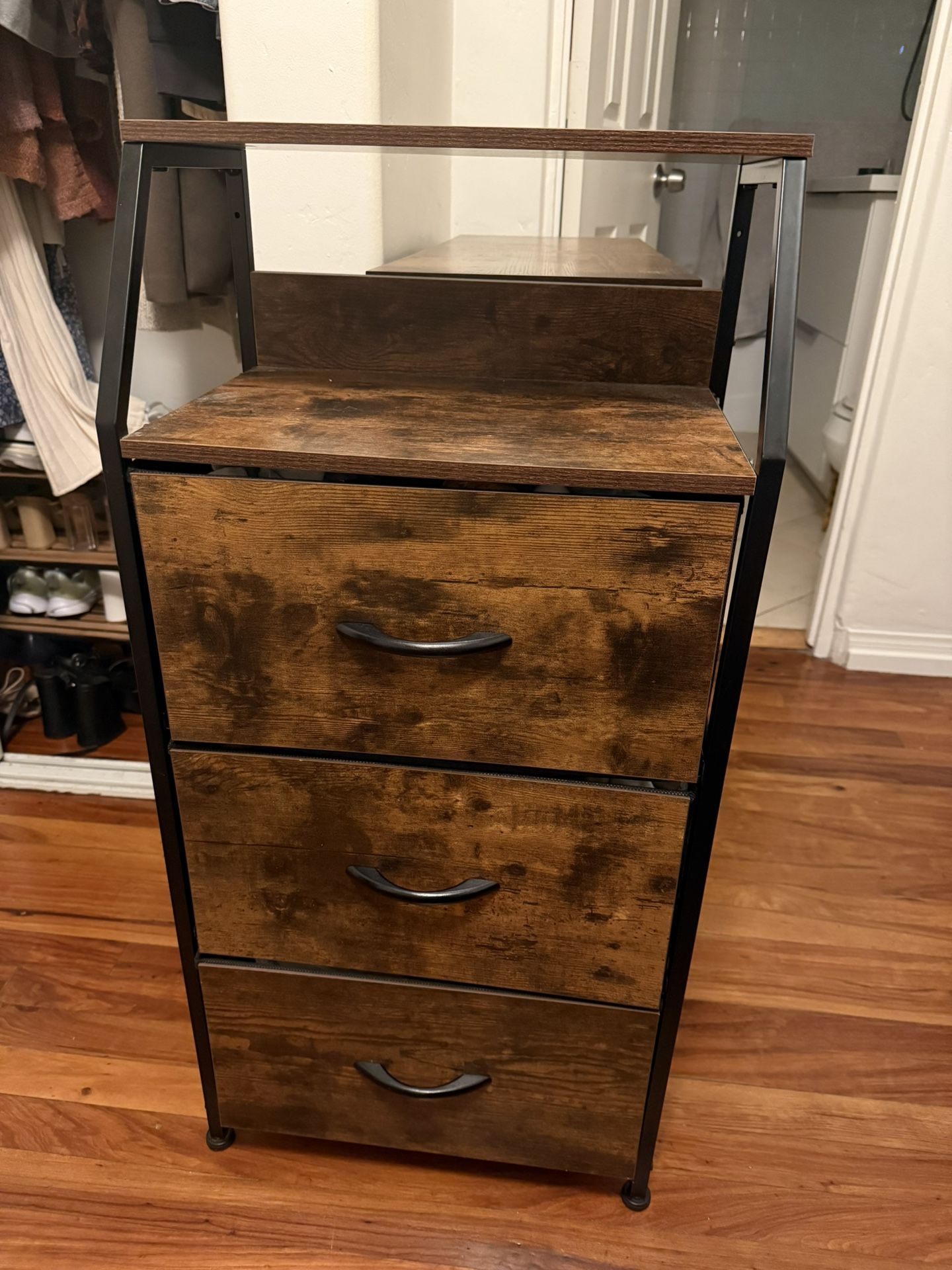 Free Dresser