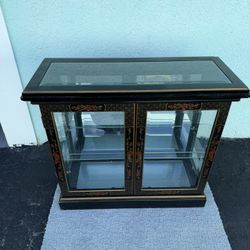 Vintage Chinoiserie Glass Display Cabinet / Curio Cabinet – Black & Gold