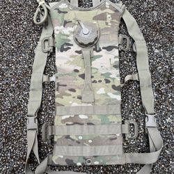 Price Drop - Military Surplus Multicam MOLLE Hydration System 