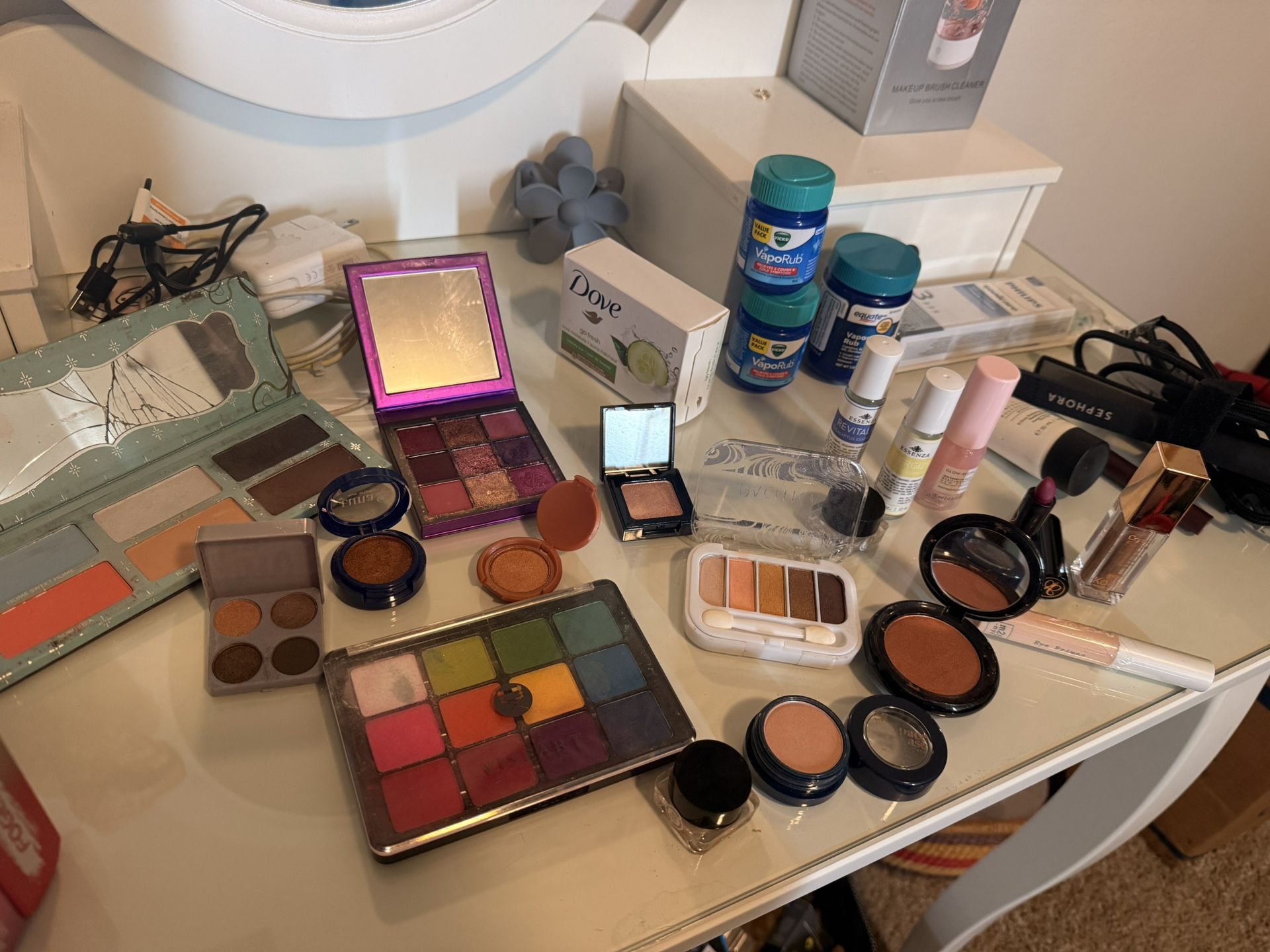 Bathroom and Beauty items