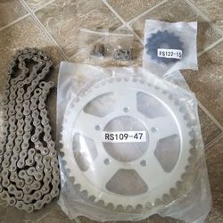 Suzuki chain and front and back sprocket kit