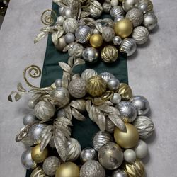 Silver & Gold Christmas Wreaths