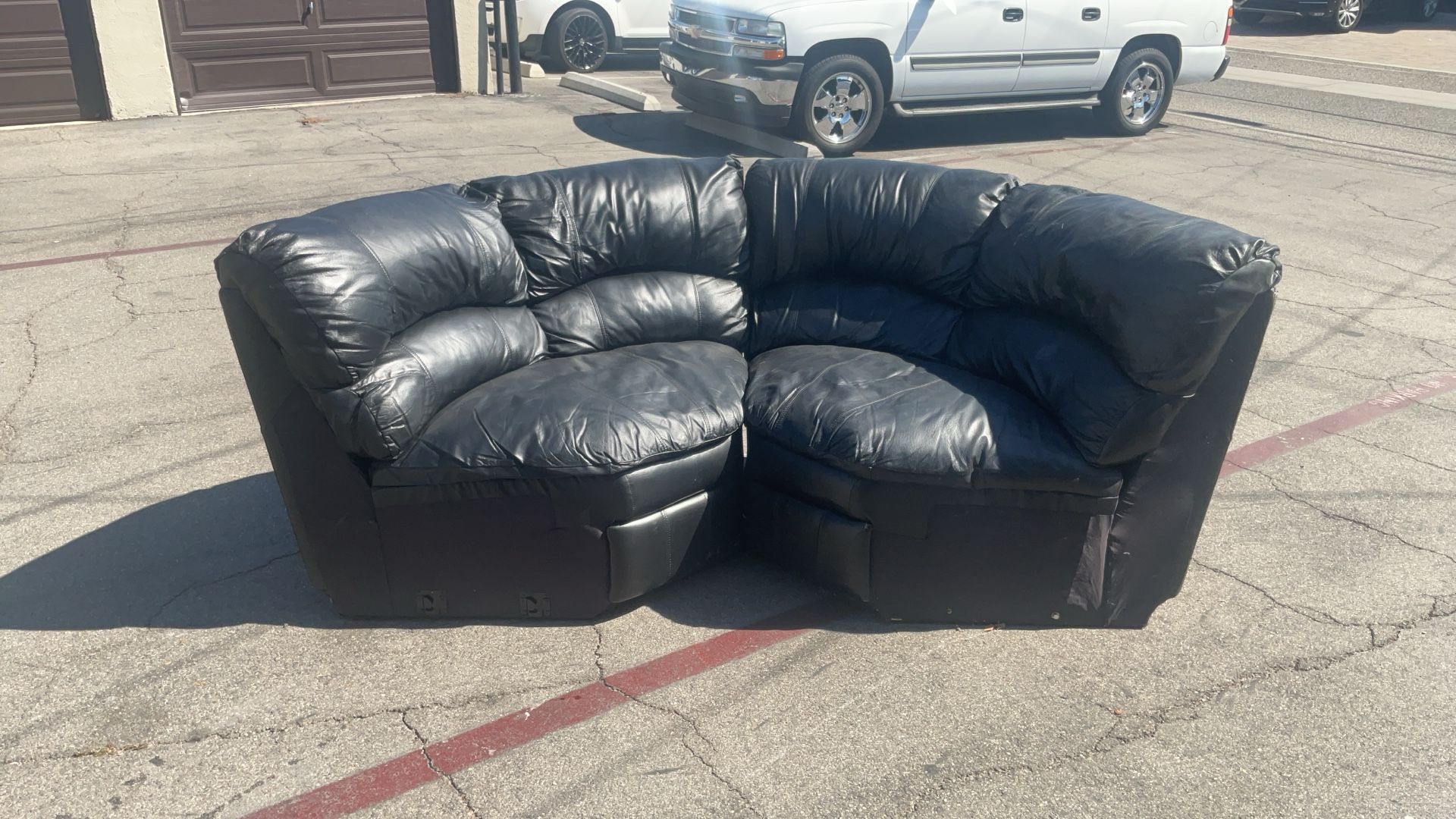 Leather Round Couch’s
